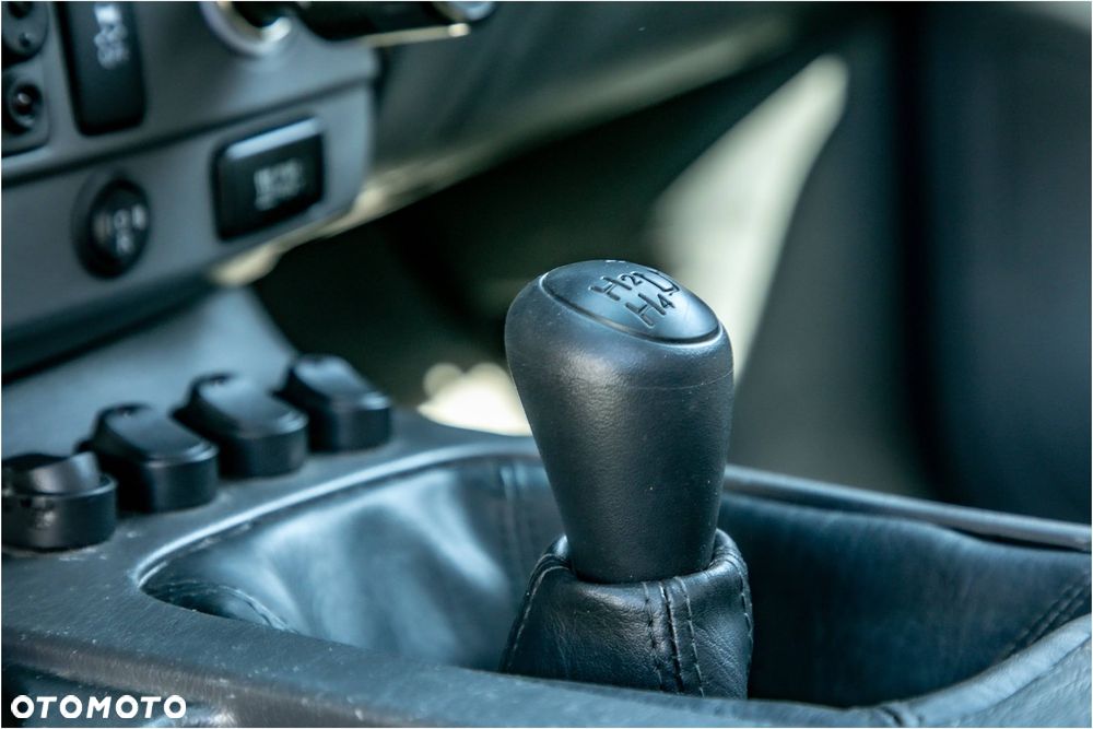 Toyota Hilux 3.0 D-4D SR5 - 25