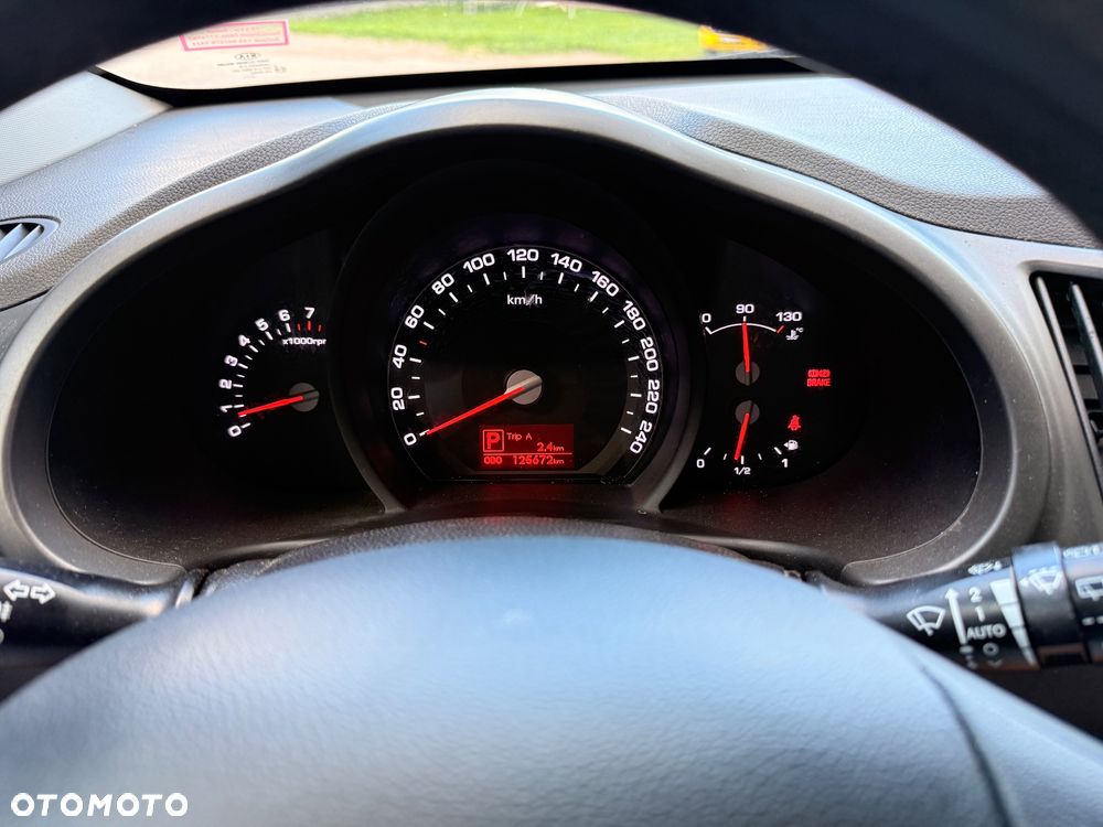 Kia Sportage 2.0 CVVT 2WD Automatik Vision - 35