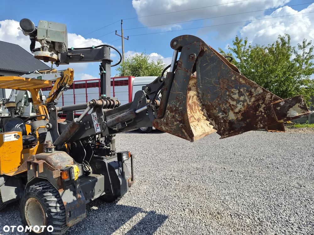 Liebherr L550 - 11