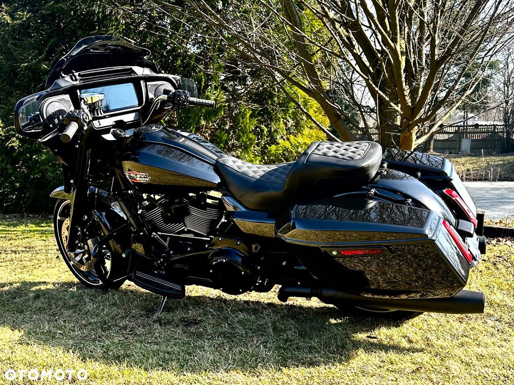 Harley-Davidson Touring Street Glide - 1