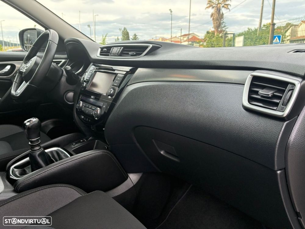 Nissan Qashqai 1.3 DIG-T N-Connecta - 7