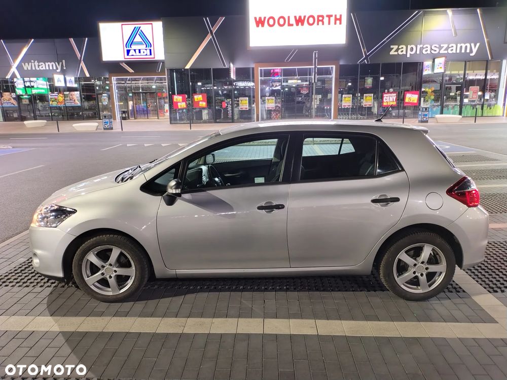 Toyota Auris 1.6 Active - 1