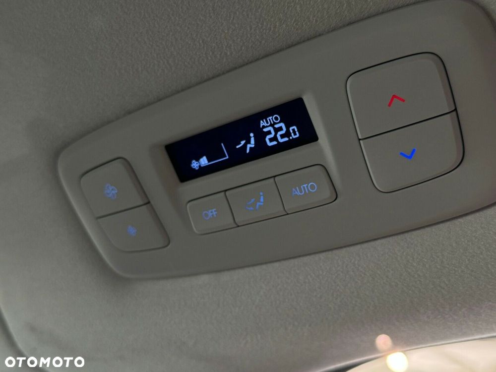 Hyundai Staria - 13