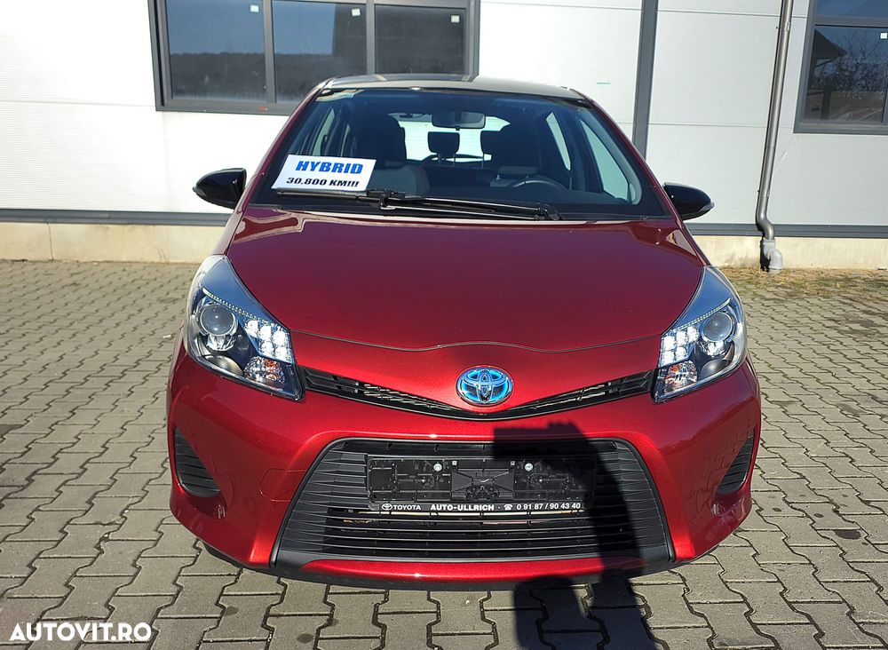 Toyota Yaris - 12