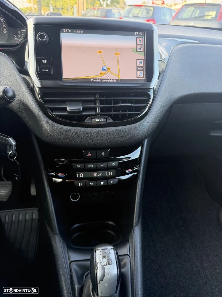 Peugeot 208 1.2 VTi Active - 12