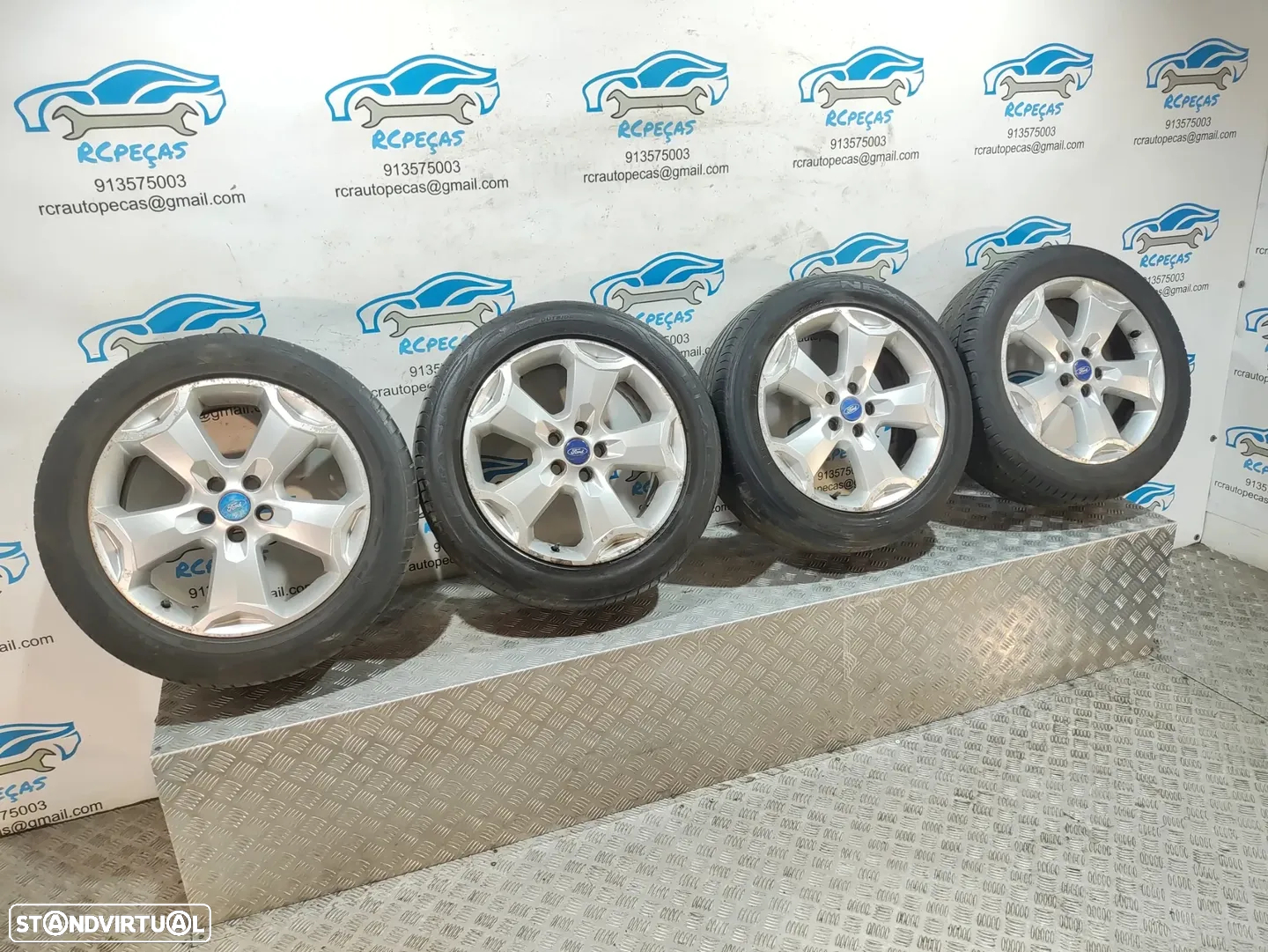 Jantes 18" Ford - Kuga - ORIGINAIS - 7.5J | ET52,5 | 5x108 - 18 Polegadas | 8V4J-1007-BB | 8V4J1007BB | Jante | 5 x 108 | 235 50 18 | Pneus - 9