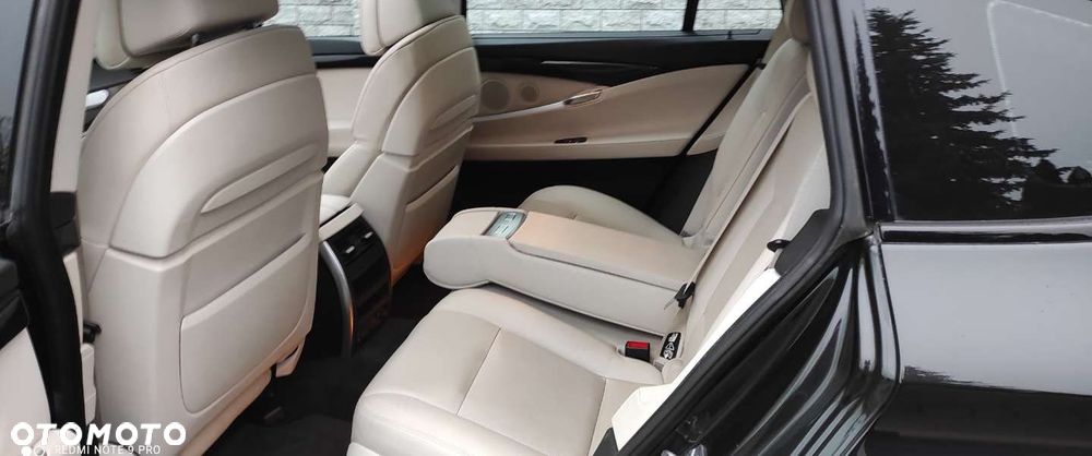 BMW 5GT - 28