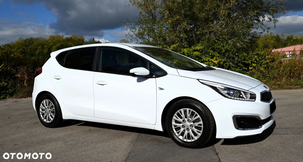 Kia Ceed - 17