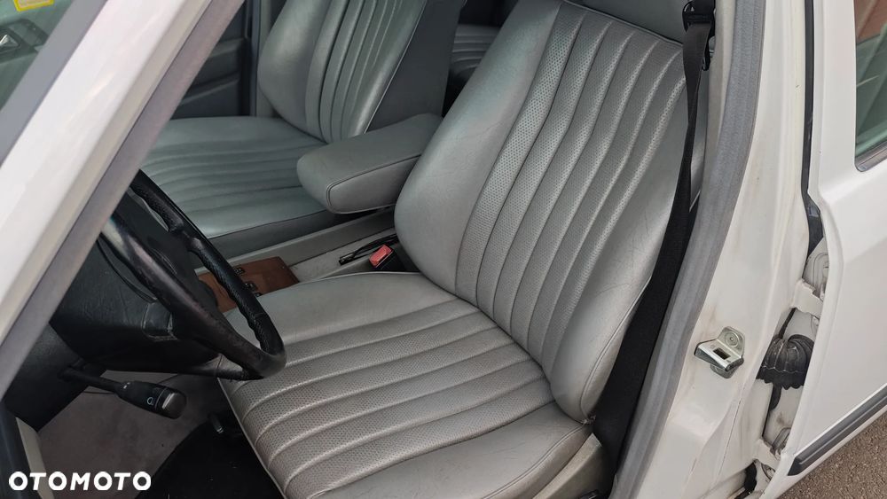 Mercedes-Benz Klasa E - 6