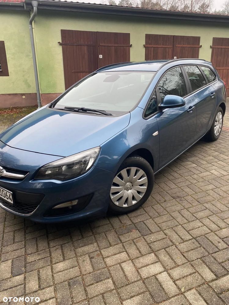 Opel Astra 1.6 Exklusiv - 1