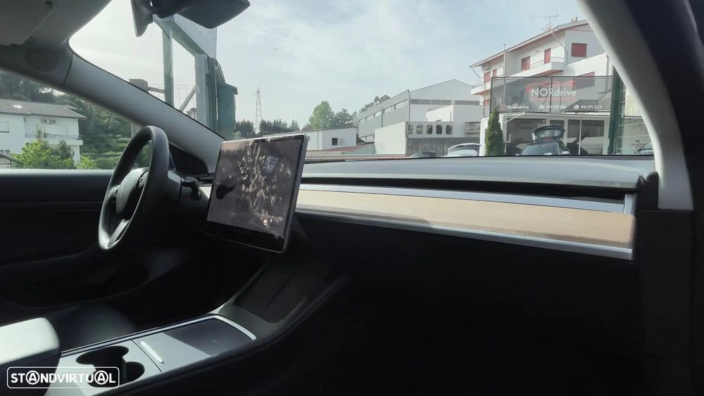 Tesla Model 3 Standard Range Plus RWD - 15