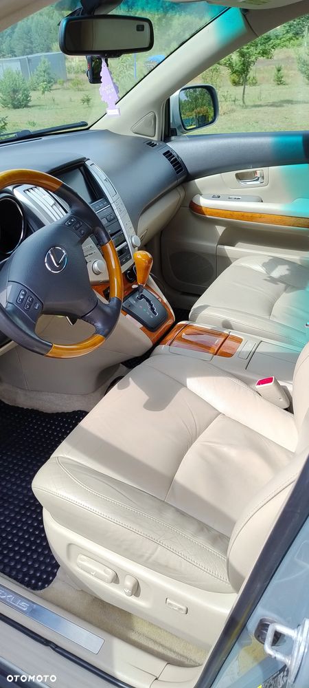 Lexus RX - 9