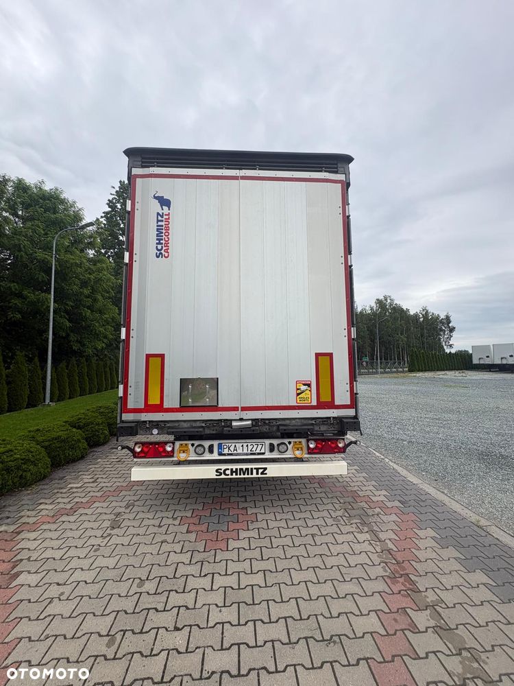 Schmitz Cargobull - 3