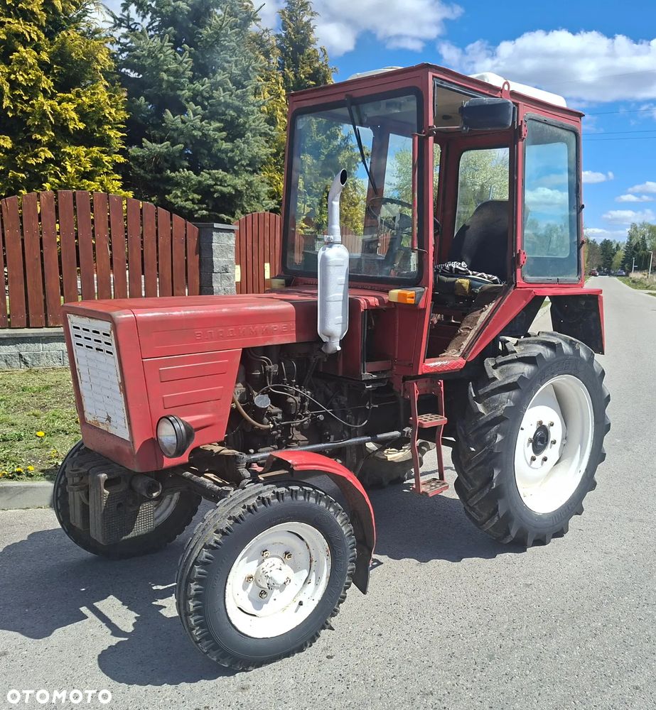 Belarus Ruski T-25 - 1