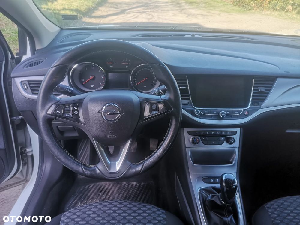 Opel Astra 1.6 D (CDTI) Innovation - 13