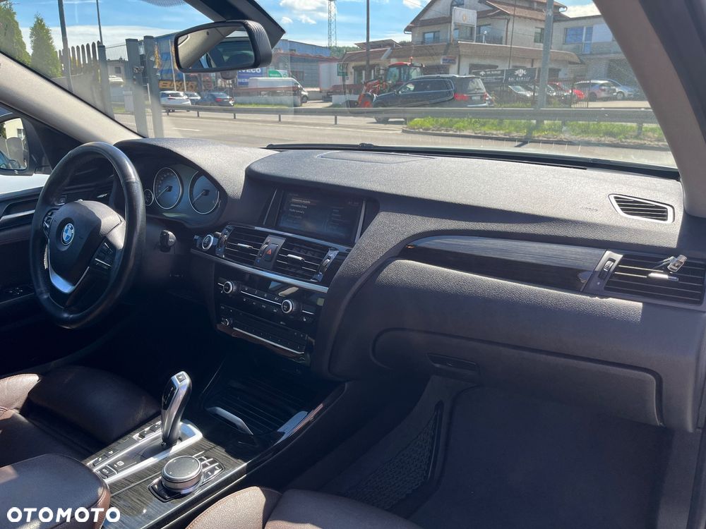 BMW X4 xDrive20d xLine - 9