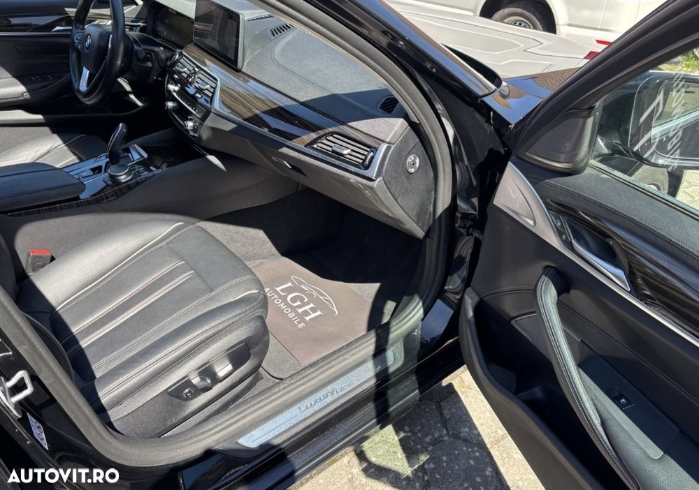 BMW Seria 5 520i Aut. - 14