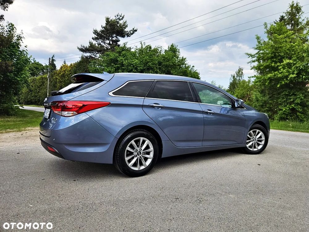Hyundai i40 Kombi blue 1.7 CRDi Premium - 12