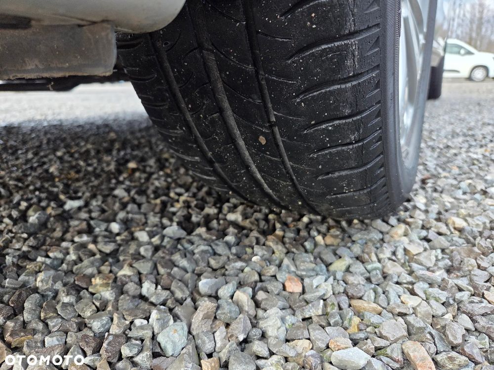 Peugeot 208 PureTech 110 Stop & Start Active - 25