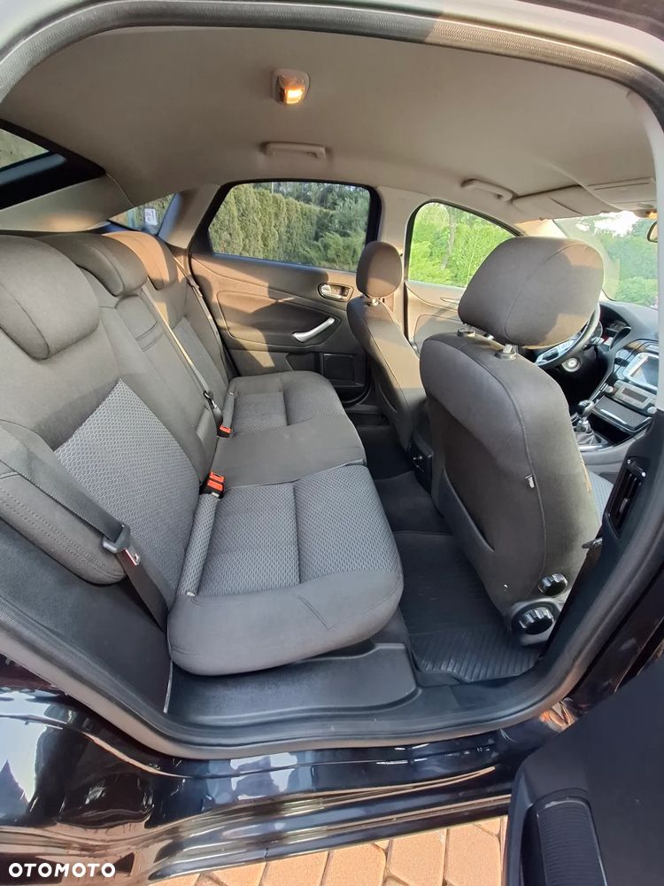 Ford Mondeo 2.5 Titanium S - 10