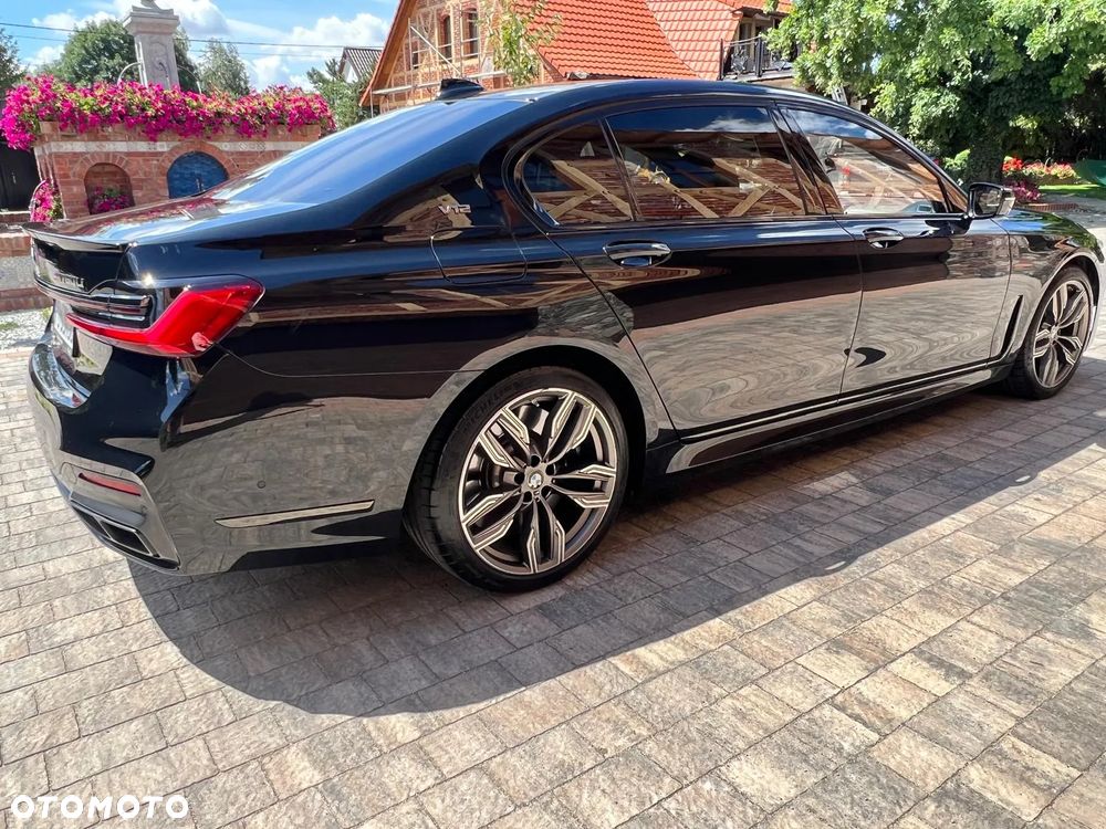 BMW Seria 7 M760Li xDrive - 10