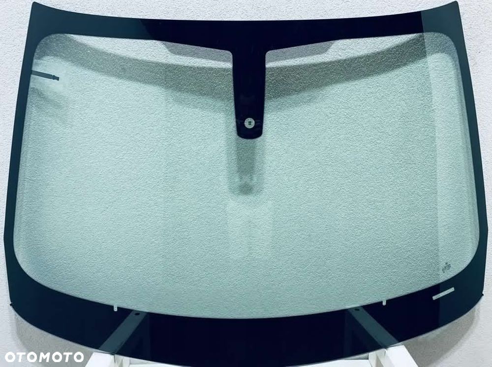 Szyba czołowa BMW I8 2014- AKU+ANT+SEN+HUD+OE