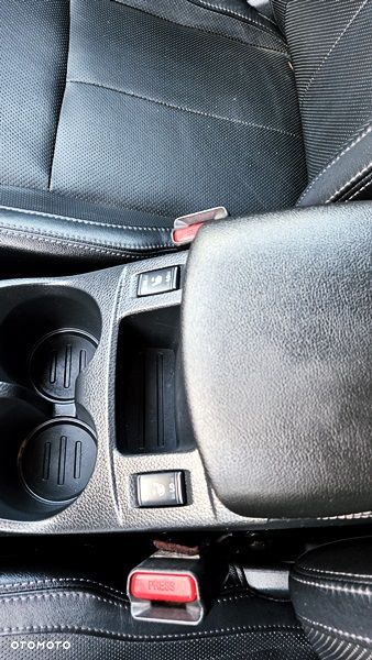 Nissan Qashqai 1.6 DIG-T 360 - 29