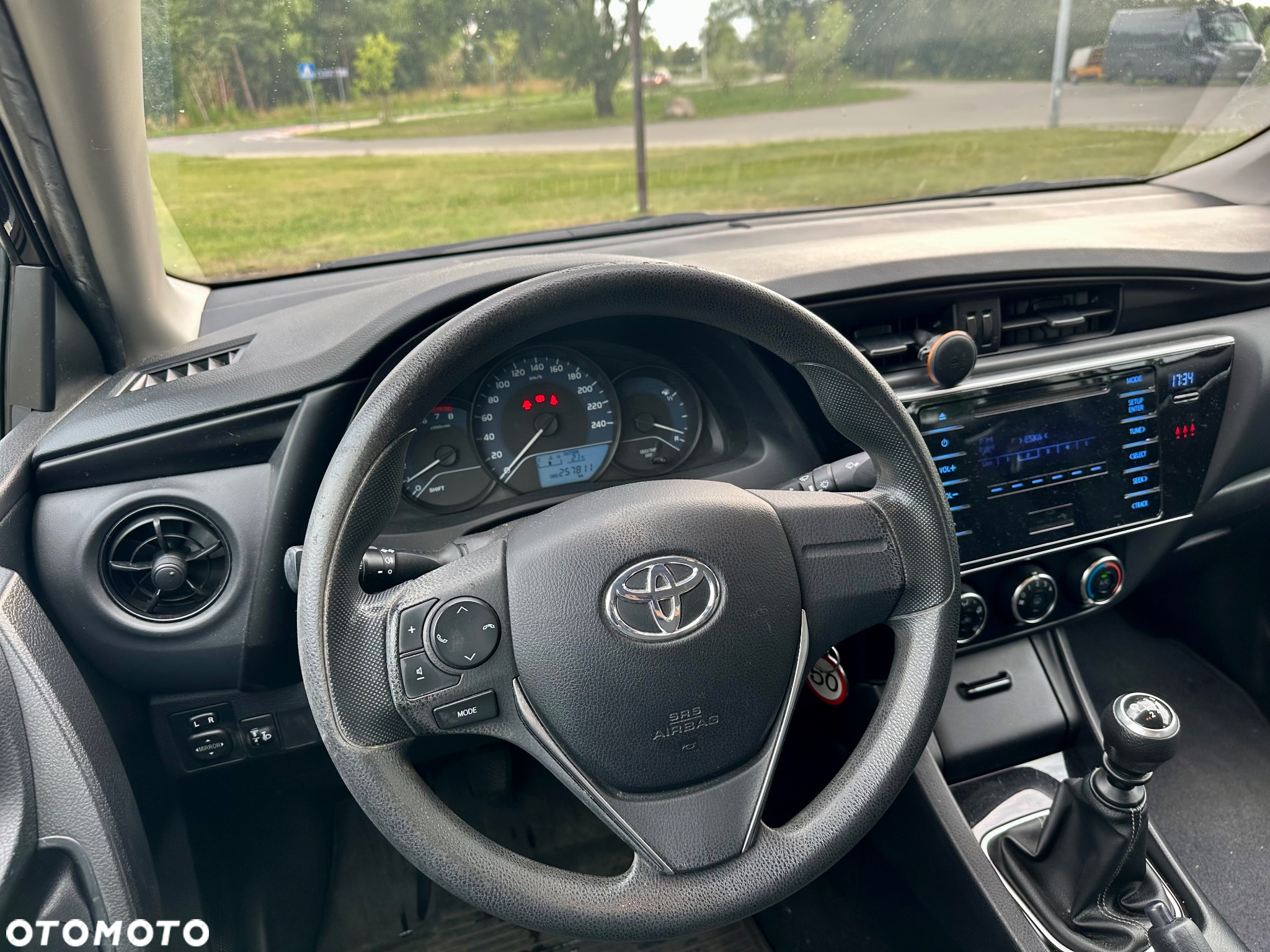 Toyota Corolla 1.6 Active - 14