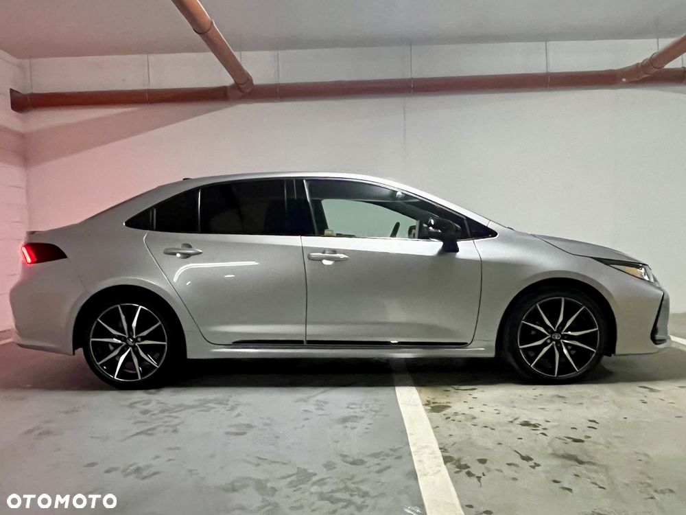 Toyota Corolla 1.8 Hybrid GR Sport Dynamic - 4