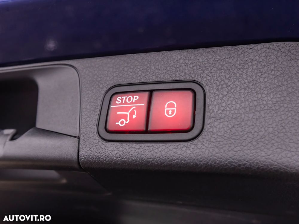 Mercedes-Benz GLB 200 4Matic 8G-DCT AMG Line - 32