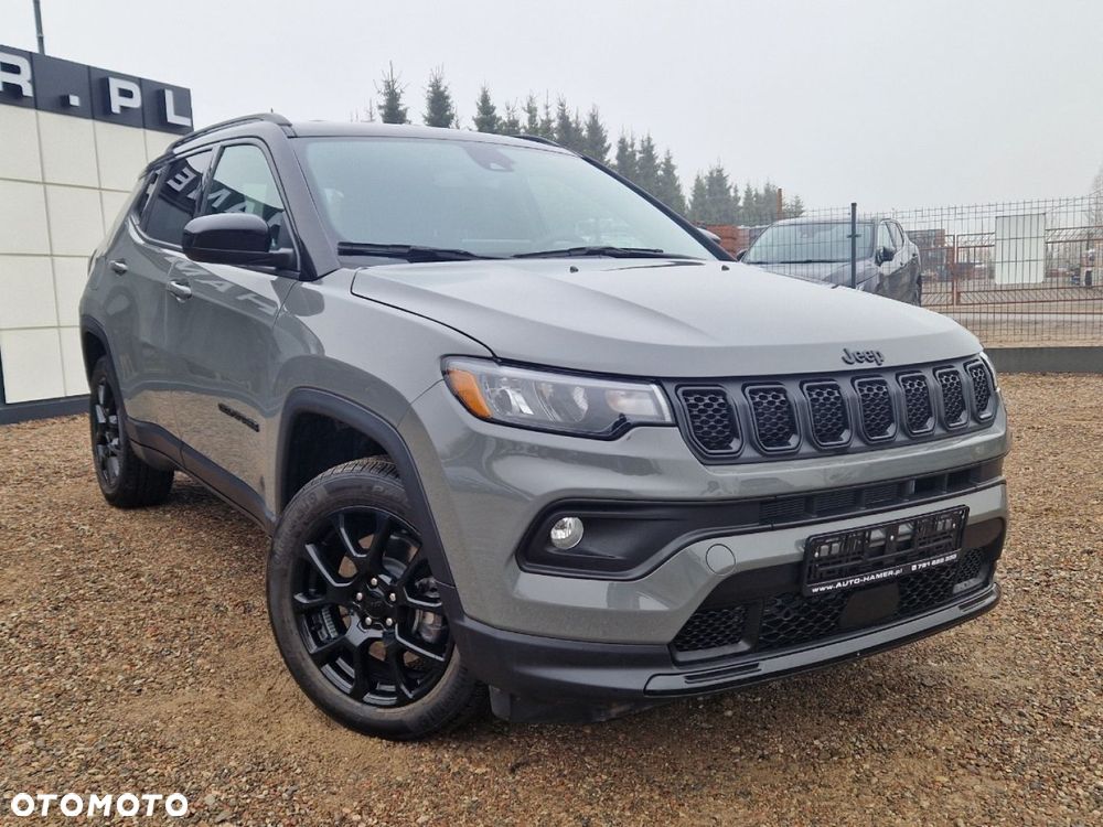 Jeep Compass - 4