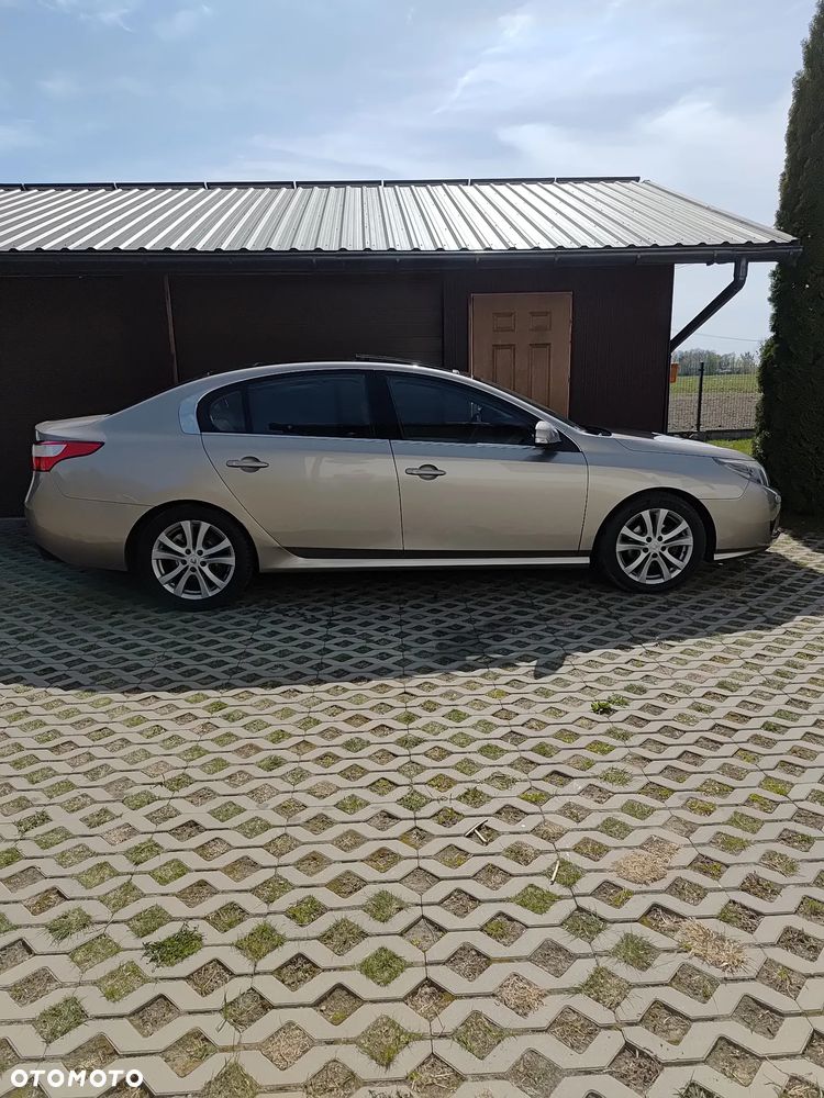 Renault Latitude - 3