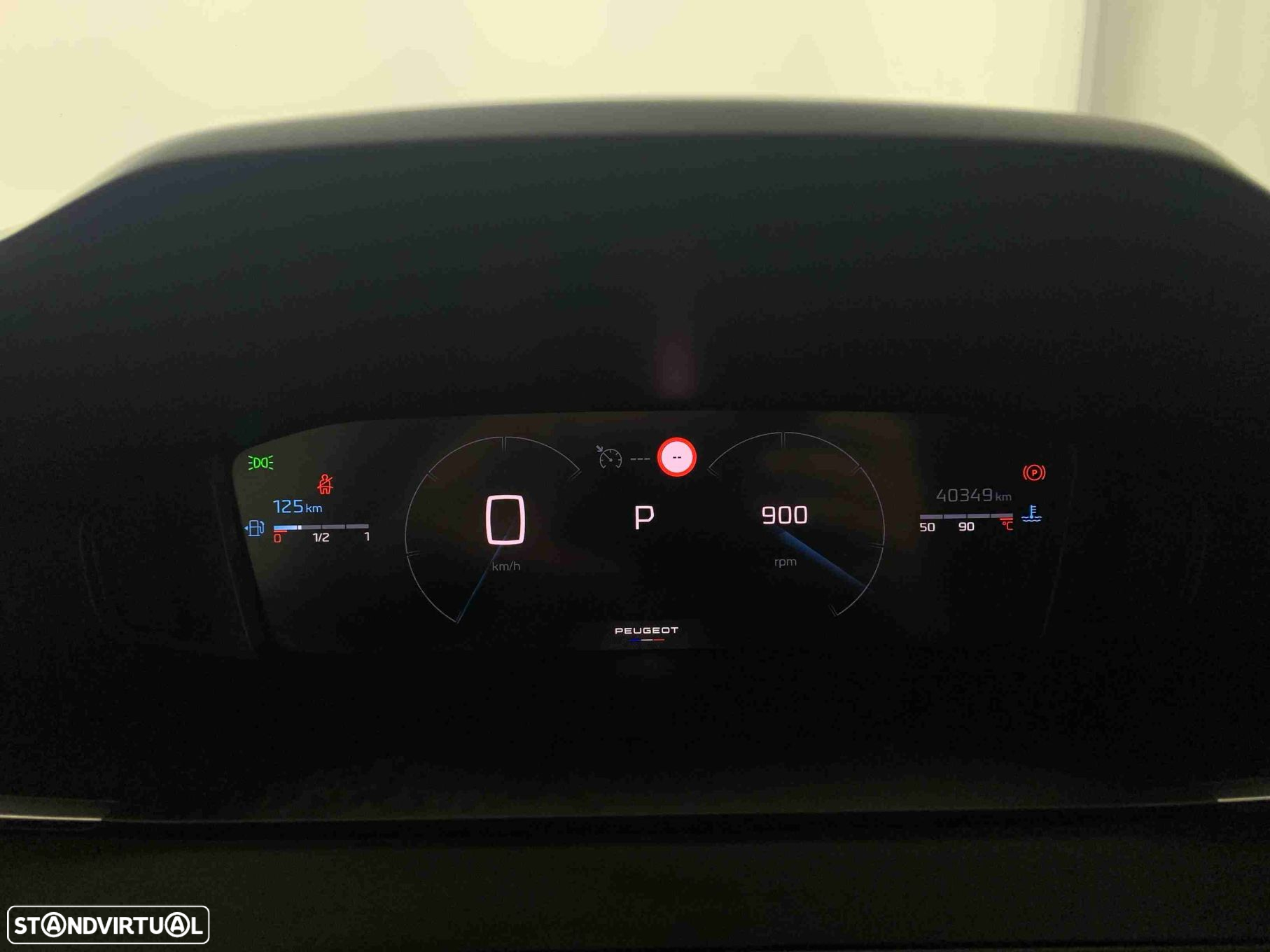 Peugeot 2008 1.2 PureTech Allure EAT8 - 8