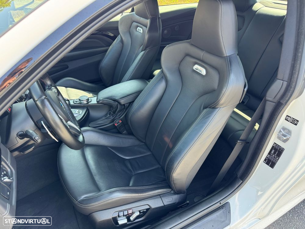 BMW M4 Auto - 15