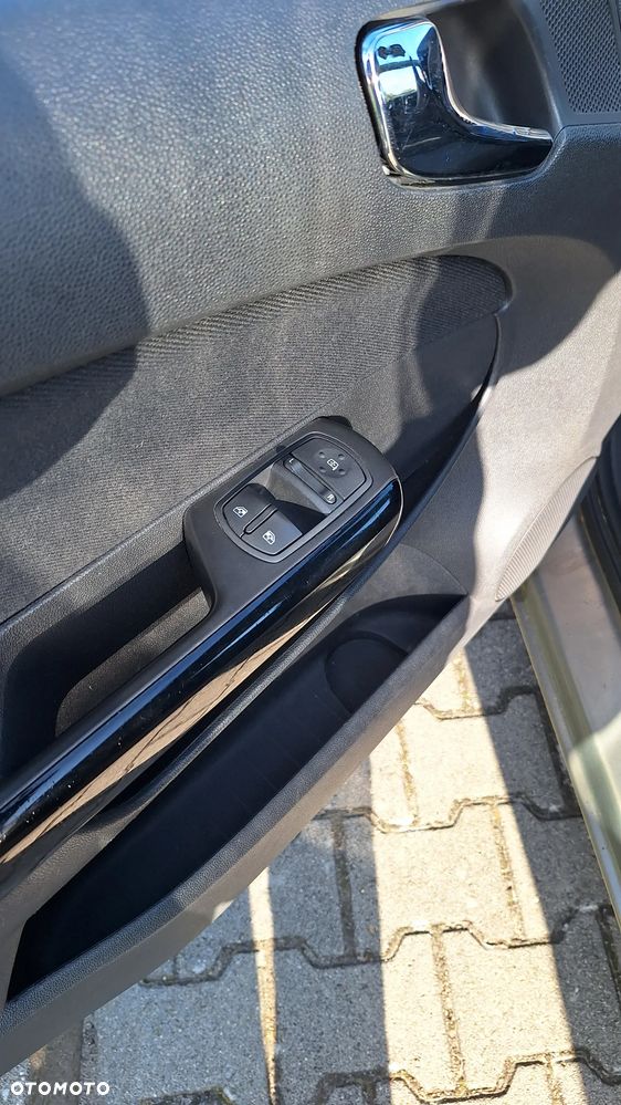 Opel Corsa - 14