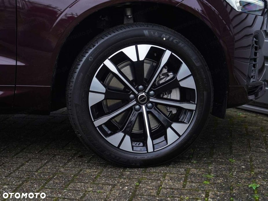 Volvo XC 60 B5 B AWD Ultra Dark - 20