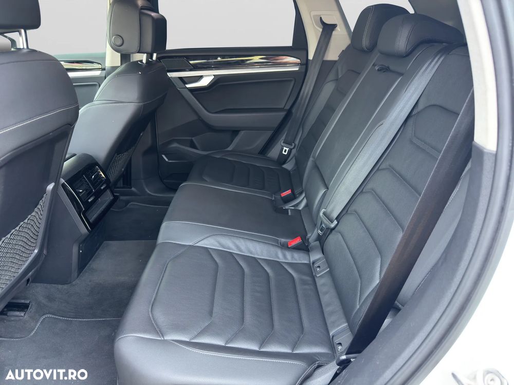 VOLKSWAGEN Touareg 2021 — imagine 34