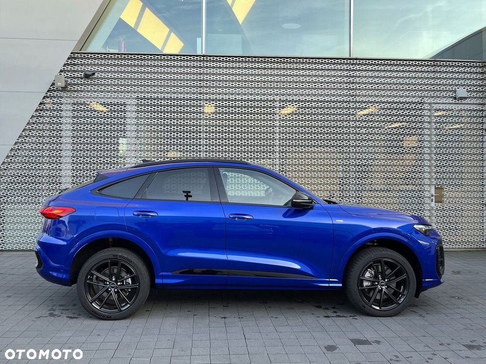 Audi Q5 Sportback - 1