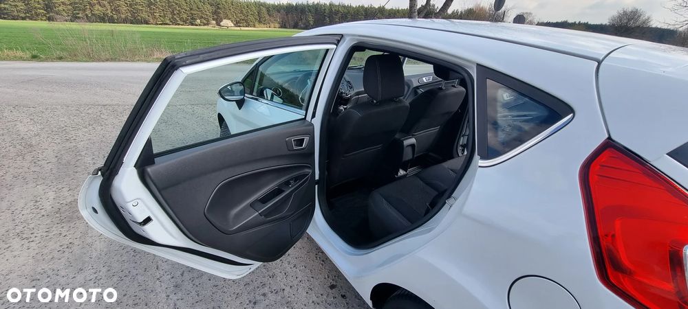 Ford Fiesta 1.0 EcoBoost mHEV Titanium - 16