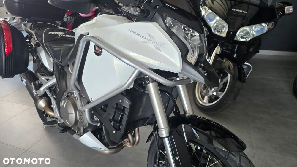 Honda VFR - 35
