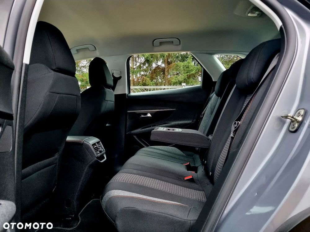 Peugeot 3008 1.2 PureTech Active S&S - 10