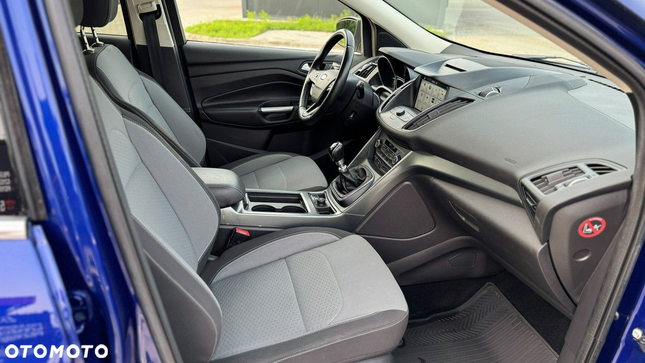 Ford Kuga 2.0 TDCi FWD Titanium - 21