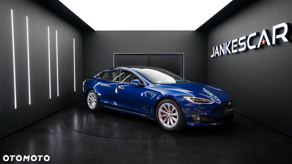 Tesla Model S Performance - 9
