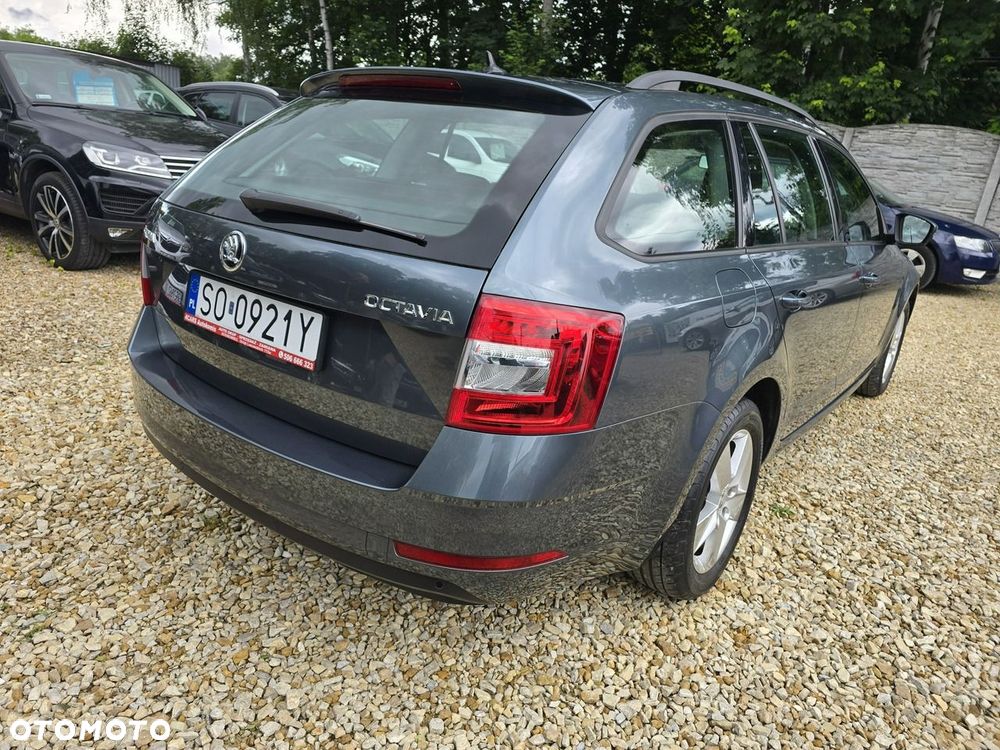Skoda Octavia 1.5 TSI Business - 38
