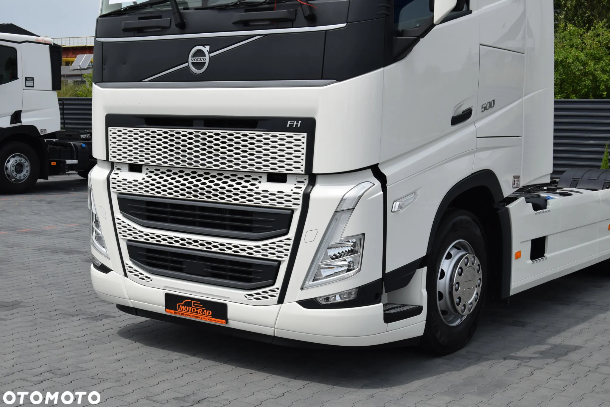 Volvo FH500 / EURO 6 / NOWY MODEL / KLIMATYZACJA POSTOJOWA / ACC / LEDY / 2 ZBIORNIKI / FULL SPILERY / 2023 / NISKI PRZEBIEG / SERWISOWANY / SPROWADZONY - 9