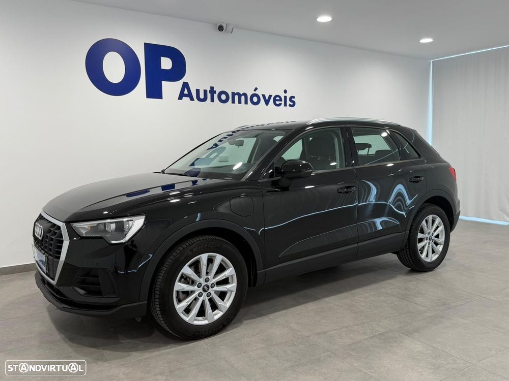 Audi Q3 45 TFSIe S tronic - 2