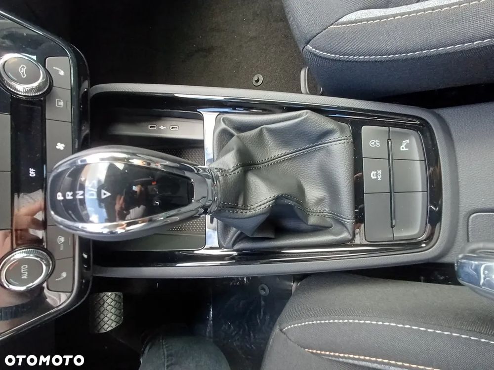 Skoda Kamiq 1.0 TSI Drive DSG - 15