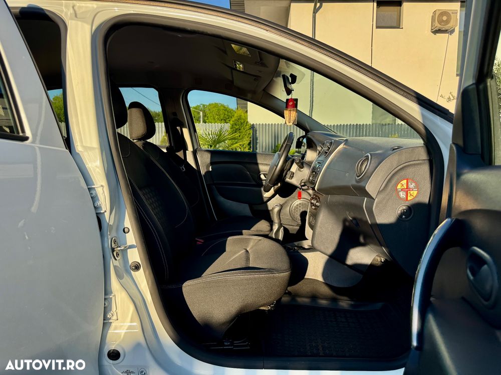Dacia Sandero 1.2 Laureate - 24
