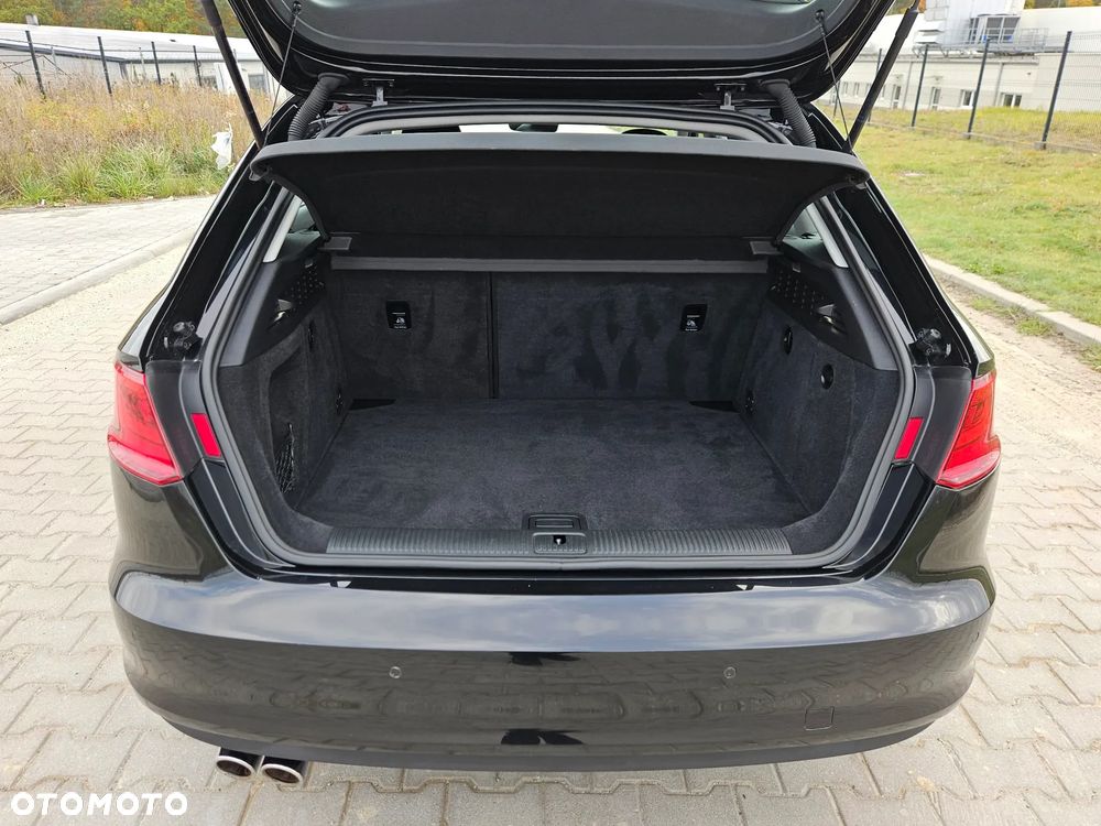 Audi A3 Sportback 2.0 TDI quattro Attraction - 21