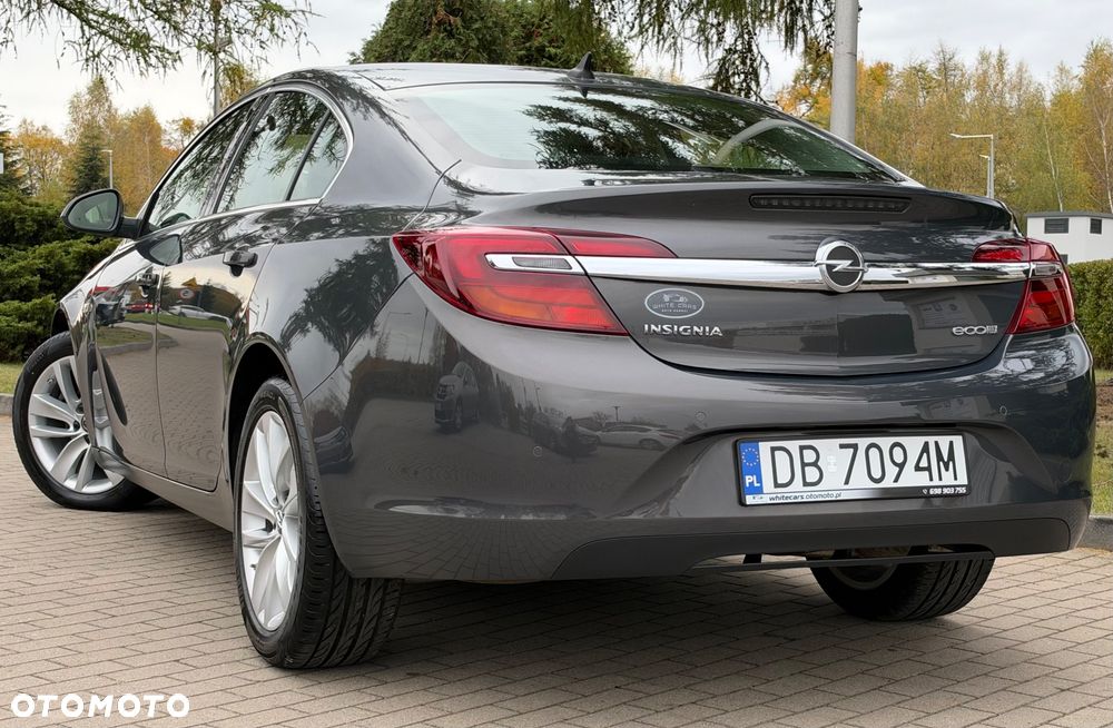 Opel Insignia 1.6 T Cosmo S&S - 33